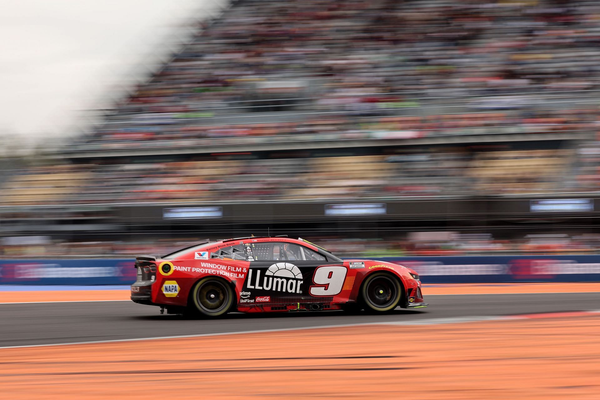 Chase Elliott driving the #9 Chevrolet Camaro at Autódromo Hermanos Rodríguez - Source: Getty